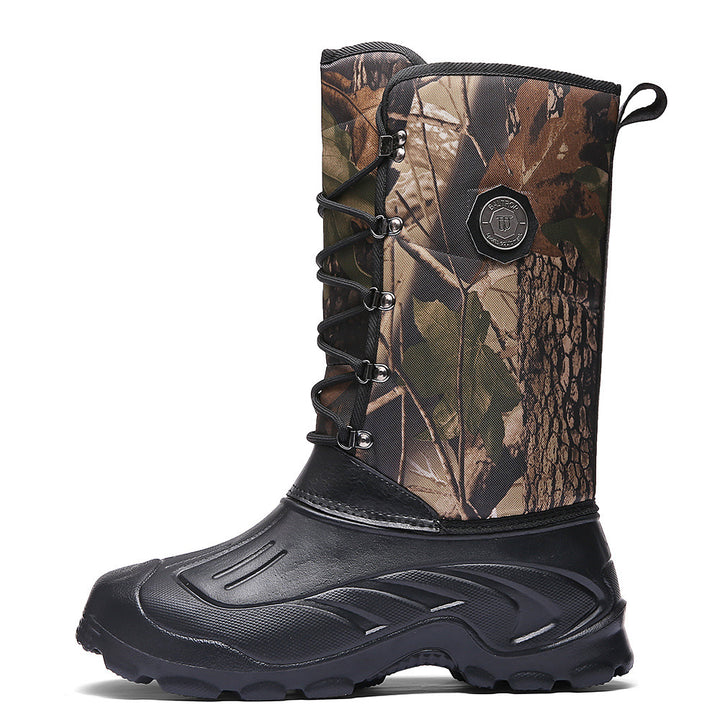 Warm camouflage fishing shoes